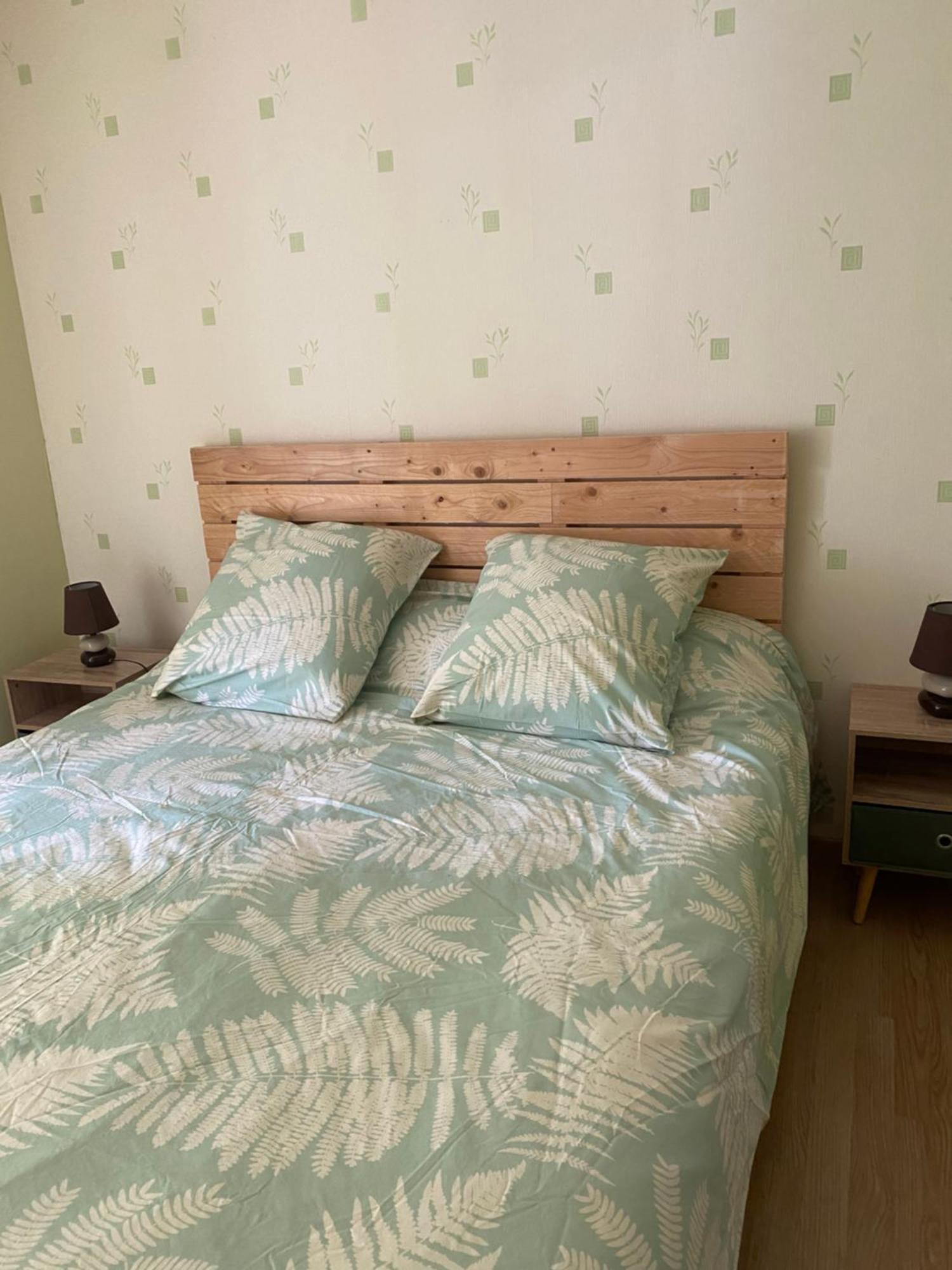 Joli Appartement De 60M2 Avec Balcon A La Campagne Courson-Les-Carrieres Dış mekan fotoğraf
